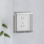 Veekindel pistikupesa v&auml;litingimustesse valge