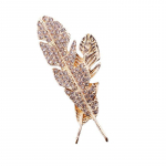 Kivikivist lehtedest sulgedest pross, geomeetriline silindrim&uuml;ts, v&auml;ike n&ouml;&ouml;pn&otilde;el helevalge kivist ehete aksessuaarid