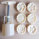 6 tk/komplekt Lillekujuline kuukoogivorm 50g DIY K&auml;sisurve Fondant Moon Cake Vorm Plastic Press Cookie Cutter k&uuml;psetust&ouml;&ouml;riist