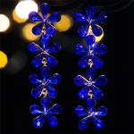 Moodsad v&auml;rvilised l&auml;ikivad lillekujulised kristallk&otilde;rvar&otilde;ngad, luksuslikud naiste k&otilde;rvar&otilde;ngad 1 paar