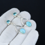 Looduslik larimar, sinise topaasi v&auml;&auml;riskiviga k&otilde;rvar&otilde;ngad, 925 sterlingh&otilde;bedast k&otilde;rvar&otilde;ngad, k&auml;sitsi valmistatud boho h&otilde;beehted rippuvad k&otilde;rvar&otilde;ngad, s&uuml;nnip&auml;evakingitused 1.96" sinine