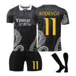 2324Home Jerseys Spordimeeskonna vormiriietuse komplekt Jalgpalli treeningkost&uuml;&uuml;mi komplekt 24