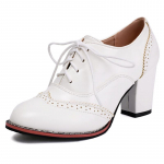 Naiste Klotskontsaga Mokassiinid Kingad Kleitkingad Paelad Must Valge Pruun L&uuml;hikese Kontsaga Peo-kontorikingad Mugavad Suured Suurused 35 valge