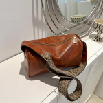 Yogodlns Vintage &otilde;lakott naistele Moodne laia rihmaga ristkeha kott Retro padi Messenger k&auml;ekott naistele kott 24x12x15cm pruun