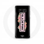 &Uuml;mbris Samsung Galaxy S8 Plus mustroosa K-popi grupi logoga must roosa must taust