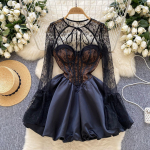 Hepburn Black Lace Puffball Seksikas minikleit Naiste Moodne pits L&auml;bipaistev pikkade varrukatega riided Elegantsed k&otilde;rge v&ouml;&ouml;kohaga klubi peokleidid S must