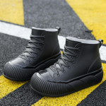 2025 Uued pl&uuml;&uuml;sist kalossid veekindlad vihmasaapad naiste kummist platvormkingad naistele pahkluu laia varbaga vihmasaapad veekingad naine 35