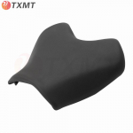 Kawasaki Z750/Z1000 (2007-2010) Eesmiste ja tagumiste nahkistmete komplekt eesmise istmekotiga Rear Seat Only