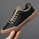 Uued kingad meestele Ehtsast nahast vabaajajalatsid Madalad rula kingad S&uuml;gisene mood Pealelibistatavad mokassiinid 44 must