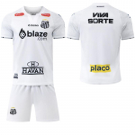 2024-25 Santos koduv&auml;ljaku valge s&auml;rk #10 Neymar, Brasiilia Serie A jalgpallis&auml;rgid L