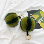 [Rohelised arbuusid] Rexi k&uuml;&uuml;liku karusnahast v&auml;ikesed arbuusid karusnahast ripats Rexi k&uuml;&uuml;liku karvast pallikoti ripatsiga v&otilde;tmehoidja