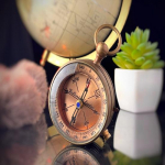 Replica Dillon London Messingkompass, Navigatsioonivahend, Graveeritud kompass, Lauadekoratsioon, Kodu dekoor, Parim kingituseks ja kasutamiseks