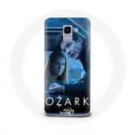 &Uuml;mbris Samsung Galaxy J6 2018 Ozarki seeria 4. hooaja plakatile Wendy Byrde ja Marty Byrde