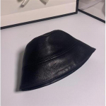 Kunstnahast &auml;mbrik&uuml;bar Naiste &uuml;mberp&ouml;&ouml;ratav PU- ja puuvillane p&auml;ikesek&uuml;bar, mood s&uuml;gisene veekindlad kalamehem&uuml;tsid tumepunast v&auml;rvi