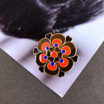 Keskaegse seeria aksessuaarid Lilleline &otilde;lgk&uuml;bar Armas Loomade Tilkuva Glasuuriga Pross Kuldse V&auml;rvilise Ingli Pin