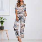 Naiste j&auml;&auml;siidist satiinist j&otilde;uluprintidega pidžaamakomplekt l&uuml;hikeste varrukatega s&auml;rgi ja pikkade pidžaamap&uuml;kste komplekt Pehmed koduriided XL ts&uuml;aan