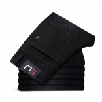 Meeste pl&uuml;&uuml;sist paksendatud sirge s&auml;&auml;rega venivad teksad talveks ja s&uuml;giseks. Size 28 sinine/must