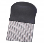 Gofreeritud nuga roostevabast terasest hundihambad l&otilde;igatud kartulid laineline nuga k&ouml;&ouml;k majapidamine k&ouml;&ouml;giviljade l&otilde;ikamine artefakt, v&auml;ljam&otilde;eldud viilutaja must