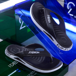 Meeste vastupidavad libisemisvastased desodoreerivad pl&auml;tud: Stiilsed rannajalatsid suvisteks v&auml;ljas&otilde;itudeks v&otilde;i kodus kasutamiseks 42-43 must