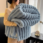 Voodi viskepleed - 250GSM Pehme ja Soe Kohev Pleed, Dekoratiivsed Triibulised Pleedid Talveks Uinaku / Une jaoks 150x200cm sinine