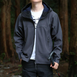 S&uuml;gisene tuulejope Meeste kapuutsiga &uuml;ler&otilde;ivad Mantlid Meeste avara lukuga vabaaja kapuutsiga jope Trendikad m&auml;gironimisriided 5XL hall