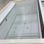 K&uuml;lmiku eraldaja Raudtraat S&uuml;gavk&uuml;lma korraldaja Vahesein Reguleeritav Ventileeritud V&otilde;re Disainiga Rinnak&uuml;lmikule S&uuml;gavk&uuml;lmikule 40.4X40.4X32CM