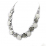 NOA [G8326] &ndash; valge Sissi disainerkaelakee valge