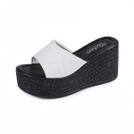 Naiste platvormsussid 2025, uued disainerid, kiilud sandaalid, suvised rannakingad Luksuslikud mood k&otilde;rged kontsad, sussid, slaidid naistele 34 beež