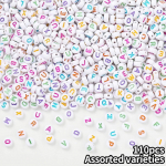 110/220/450 tk Akr&uuml;&uuml;lkirjat&auml;hehelmed V&auml;rvilised akr&uuml;&uuml;lkirjat&auml;hehelmed &Uuml;mmargused 4X7mm Kirjahelmed Ehted DIY K&auml;ev&otilde;ru Kaelakee K&auml;sit&ouml;&ouml; V&otilde;lu Random letters 110pcs mitmev&auml;rviline