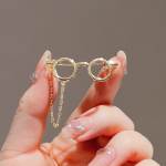 Loomingulised Prillid Raam Metallist Prossid P&auml;ikeseprillid Tutt Kett Rev&auml;&auml;rin&otilde;el Multifilm Seljakott Riided M&auml;rgid Korsaat Moeehted 1PC