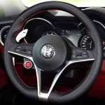 K&auml;sitsi &otilde;mmeldud k&otilde;rgekvaliteediline libisemiskindel must ehtsast nahast autojuhtimiskangi kate Alfa Romeo Giulia Stelvio 2015-2018 jaoks