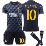 Real Madrid Mbappe Laste Jalgpallis&auml;rk TreeningT-s&auml;rk Spordir&otilde;ivad Must Pol&uuml;ester 100-110 CM must