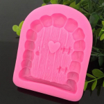 DIY haldjaukse multika uks puidust uksest suvila silikoonvormi fondant &scaron;okolaadi kaunistus roosa