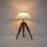 Messingist antiiklamp - laualamp - laualamp - v&auml;rviline seenelamp - &ouml;&ouml;kapivalgusti - teemantlamp - Vintage lamp - kodukaunistuse kingitus