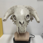 &Otilde;udusfilm, h&auml;rjapea pealuu, lateksmask, loomasarved, totemikiiver, karneval Metsiku India lehma peakate Cosplay kost&uuml;&uuml;mide rekvisiidid merevaigukollane