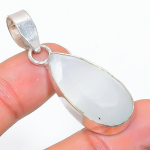 Natural Rainbow Moonstone Handmade 925 Sterling Silver Pendant 1.89 a8t17
