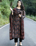 India Naiste Disainer Kurta P&uuml;ksid Dupatta Komplekt Peoriided Tuunika Salwar Suit Kurti Kleit M must
