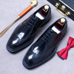 Ehtsast nahast meeste kleidi Oxfordi kingad Br&auml;ndidisainer Meeste &auml;ri ametlikud Brogue kingad Vintage meeste jalatsid Chaussure Homme 6 must