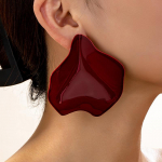 Moodsad k&otilde;rvar&otilde;ngad naiste ehete jaoks punane