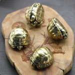 Vintage Messingist Kilpkonna Lauakaunistus - &Otilde;nne Toov Kilpkonna Kest Kaunistus Brass Turtle (52g)