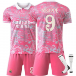 Real Madrid Laste spordir&otilde;ivad Nr. 9 Mbappe 2025/2026 Hooaeg Jalgpallis&auml;rk Roosa Pol&uuml;ester 100-110 CM roosa