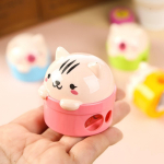 Creative kirjatarvete laste pliiatsiteritaja Armas multikas kassi pliiatsiteritaja 1Pcs