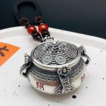 Hiina stiilis aardepoti k&auml;epide, retro-kultuurne m&auml;nguasi, v&auml;ike dekoratiivtee, keskmine p&ouml;&ouml;ratav ripats 2.5*3 CM h&otilde;be