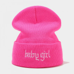 Korea mood Babygirl Tikitud kirjaga silmkoeline m&uuml;ts Naiste trendikas &uuml;mmargune masin k&uuml;lmam&uuml;ts s&uuml;gistalvine t&auml;navam&uuml;ts One size must