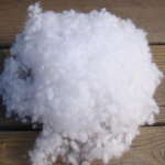 50 g/partii Premium Pol&uuml;esterkiust Nuku t&auml;idisega m&auml;nguasjad Pol&uuml;ester t&auml;idis K&otilde;rgeelastne PP Puuvill DIY K&auml;sitsi valmistatud padja t&auml;itematerjal