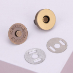Magnetiline &otilde;mblemata varjatud lukk kottide ja rahakottide jaoks 14mm round magnetic button (1 pair) pronksi