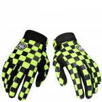 Jalgrattakindad igaks aastaajaks Pikad s&otilde;rmidega v&auml;listingimustes kasutatavad maastikus&otilde;idukindad M valge