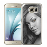 Samsung Galaxy S4 &uuml;mbris : Rihanna