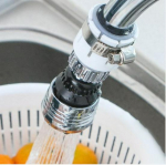 Universaalne pritsmekindel p&ouml;&ouml;ratav segistipikendus ja du&scaron;imullitaja Hardware accessories connecting pipe