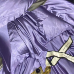 Luksuslik 100% mooruspuu siidist 4-osaline voodipesukomplekt Kahepoolne satiinsiinist tekikott & pinguldatud lina & padjap&uuml;&uuml;rid Esmaklassiline siidist kodutekstiil 1.8m 4Pcs Set